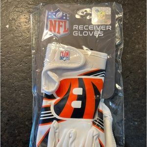 Bengals youth receiver gloves